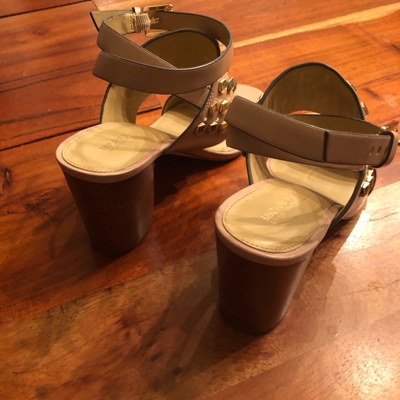 Michael Kors sandals - Picture 3 of 5